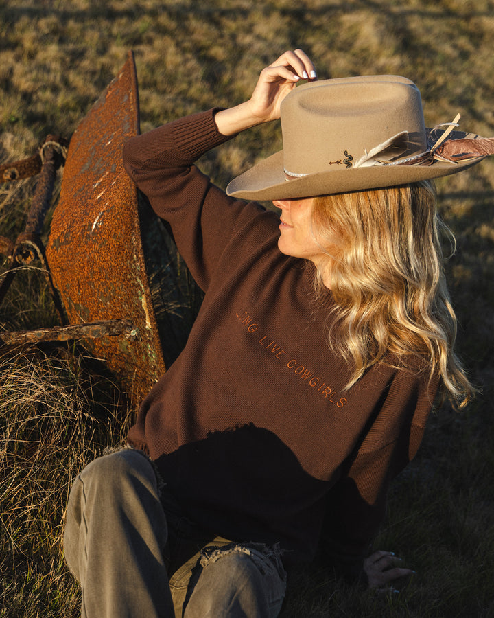 Riley Crew - Long Live Cowgirls